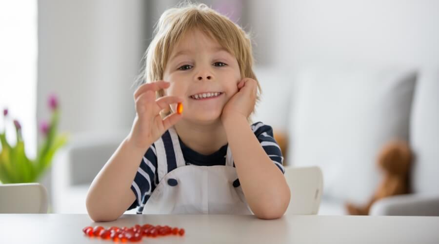 هل يوجد فيتامينات لعلاج صعوبة النطق عند الأطفال وما هي